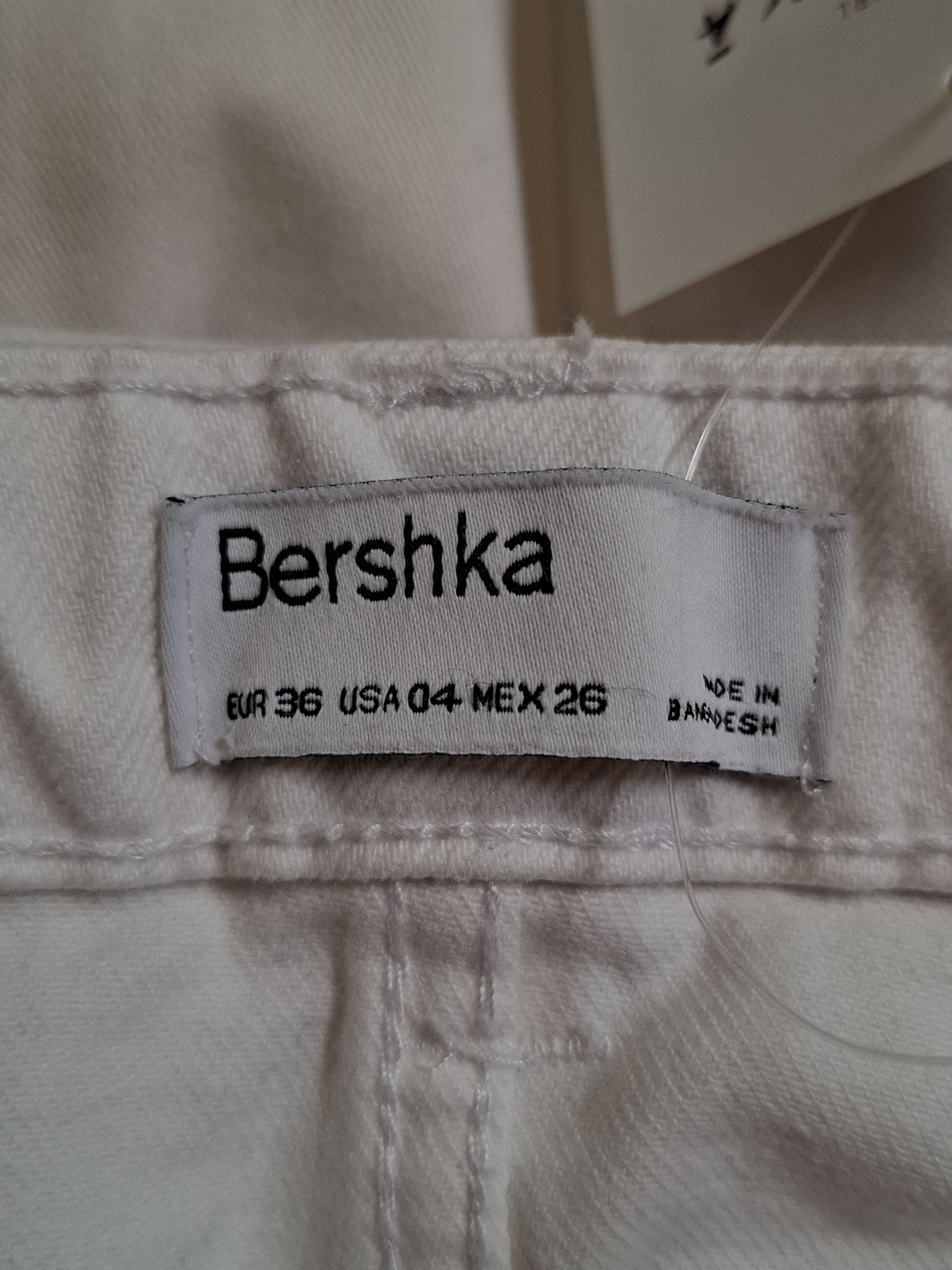 Blugi Bershka Femei - S