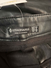 Pantaloni Stradivarius Femei - L