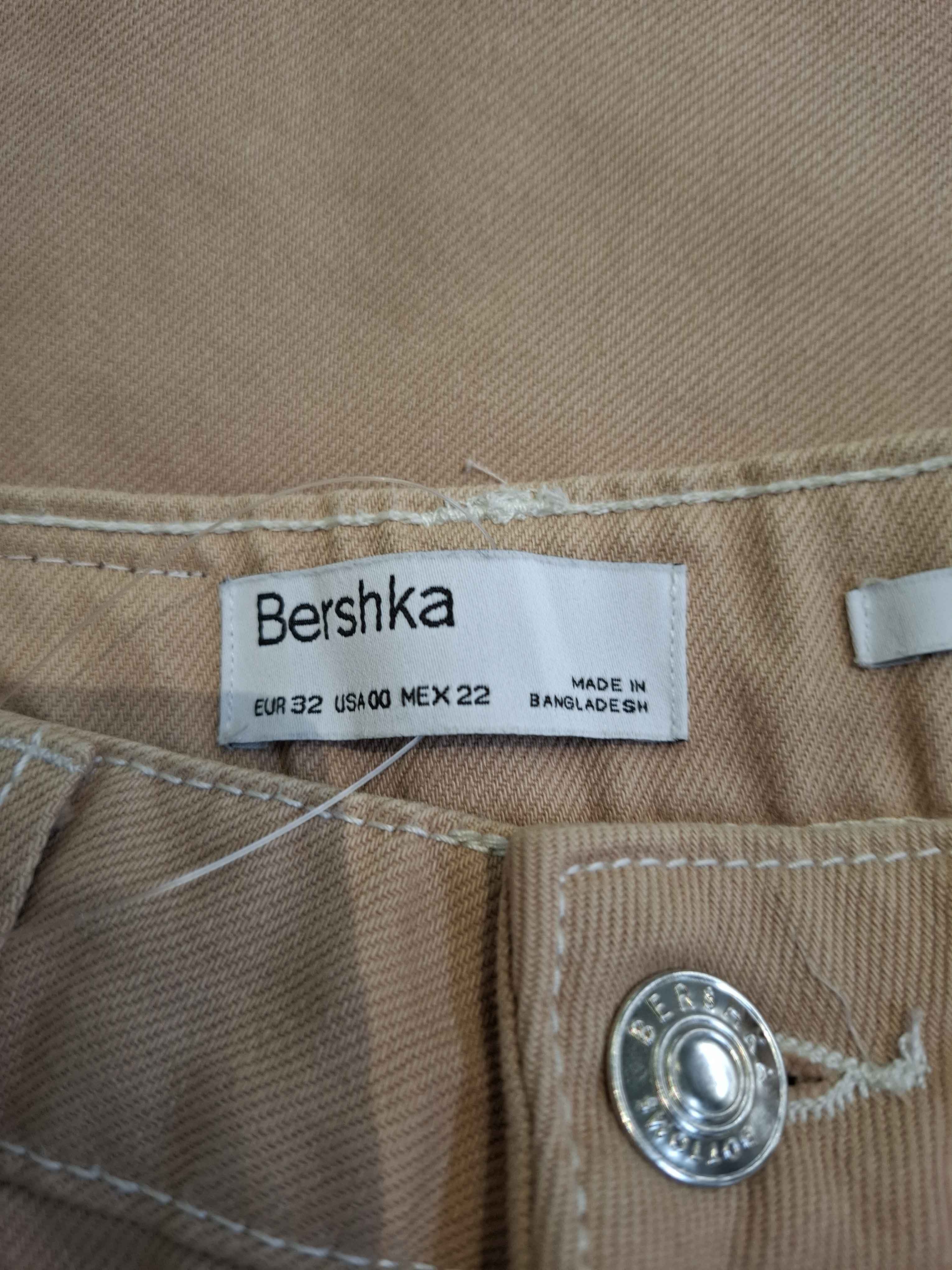 Blugi Bershka Femei - XXS
