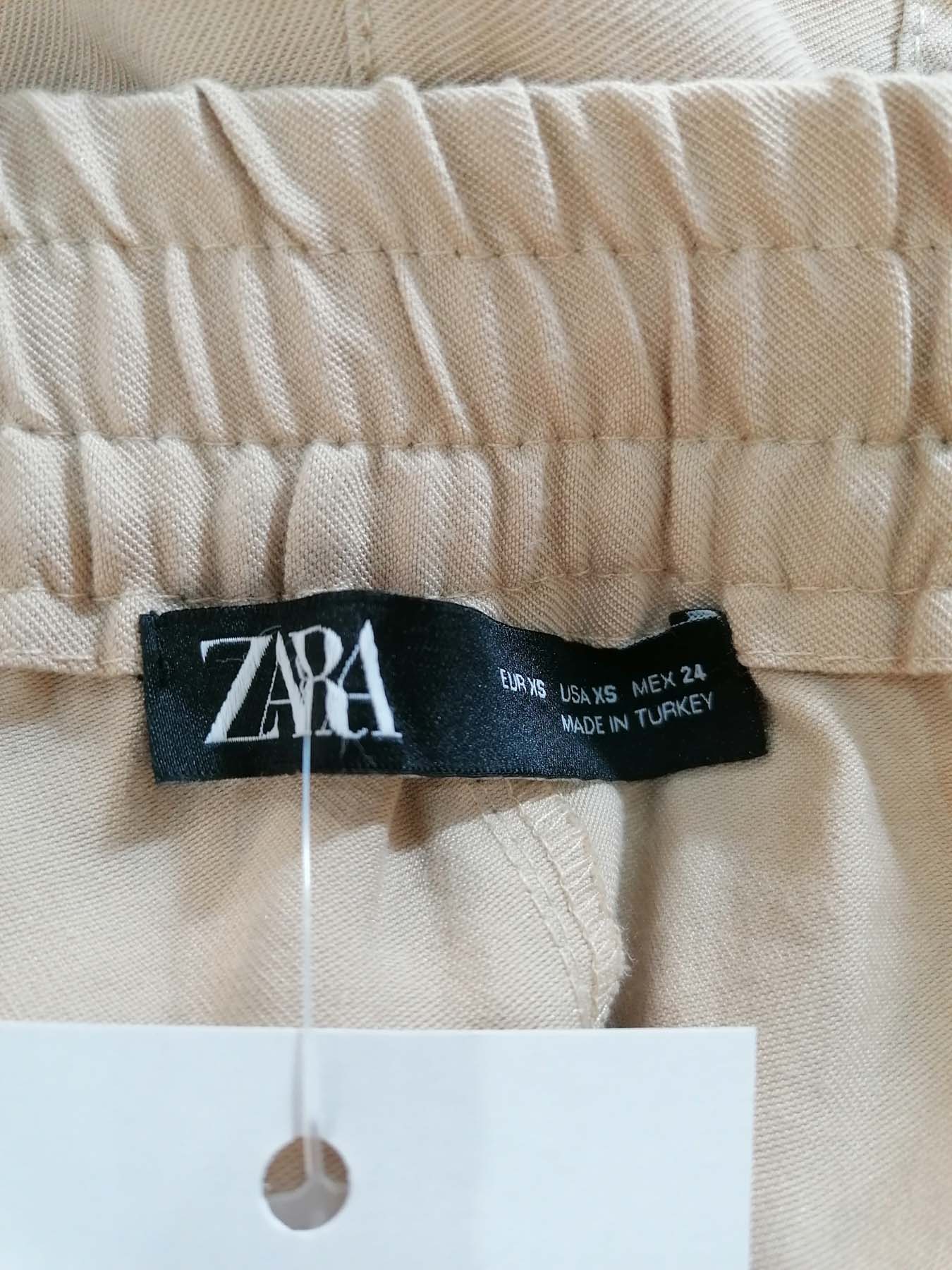 Pantaloni Zara Femei - XS