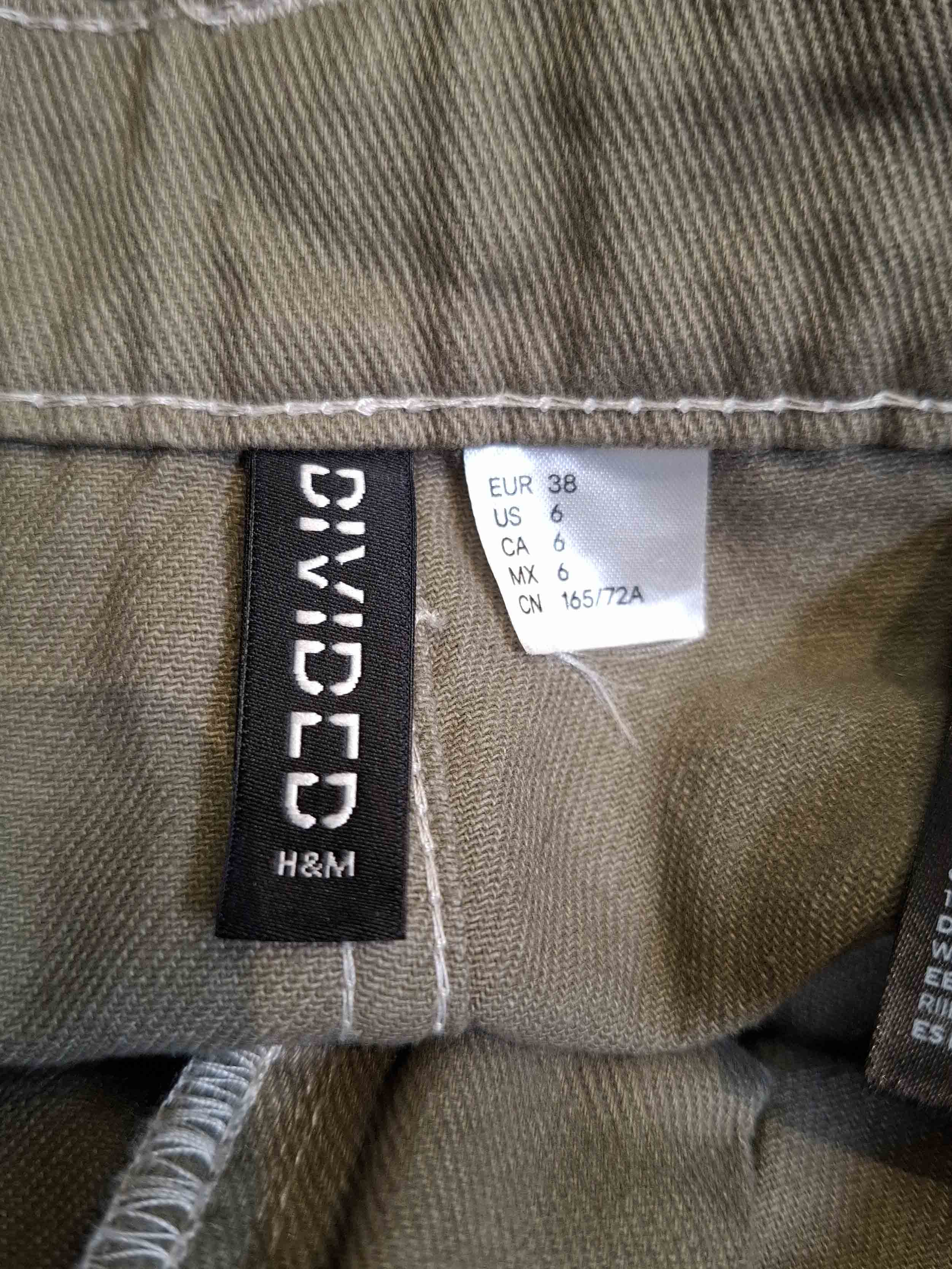 Pantaloni H&M Femei - M