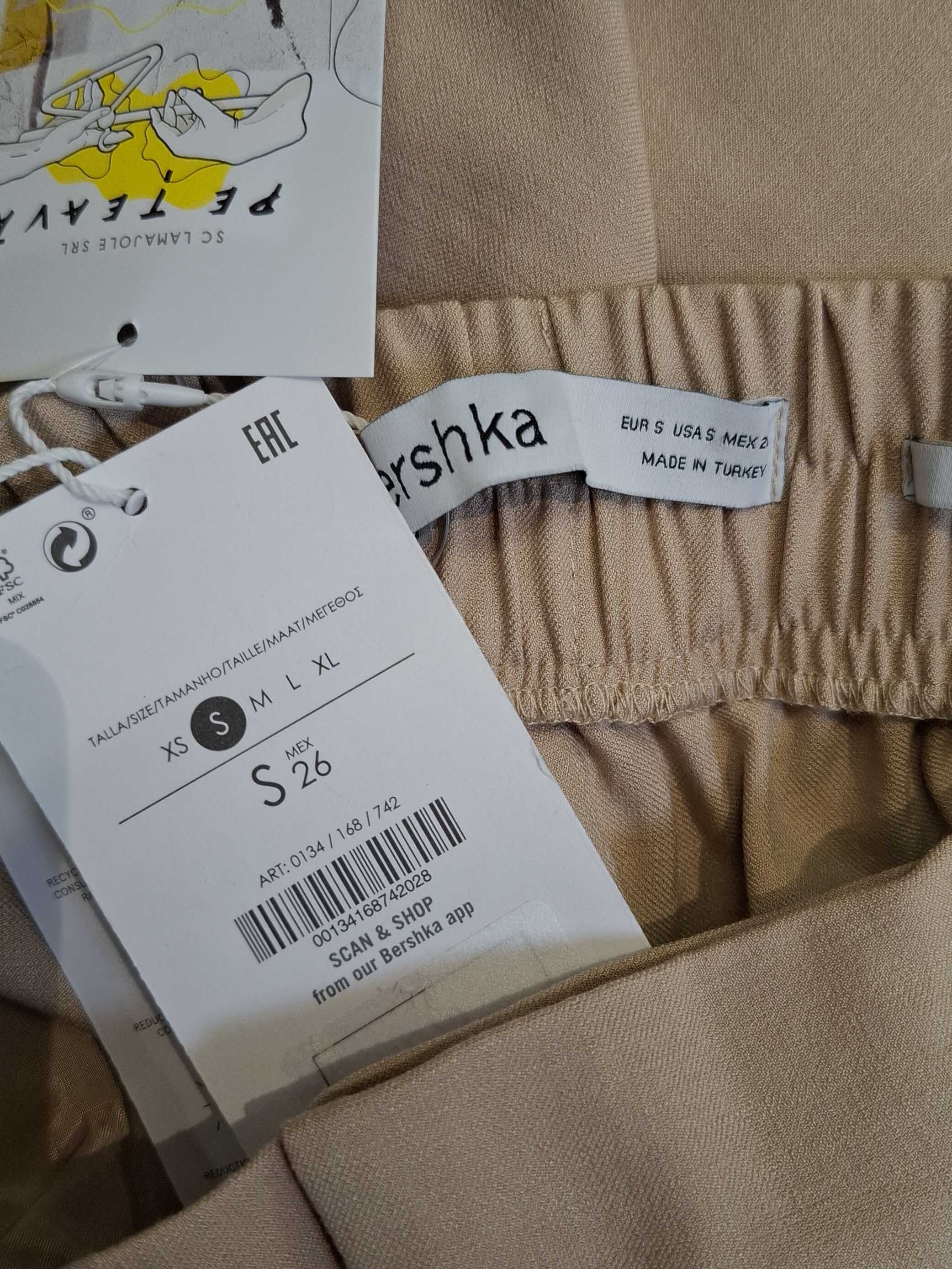 Pantaloni Bershka Femei - S