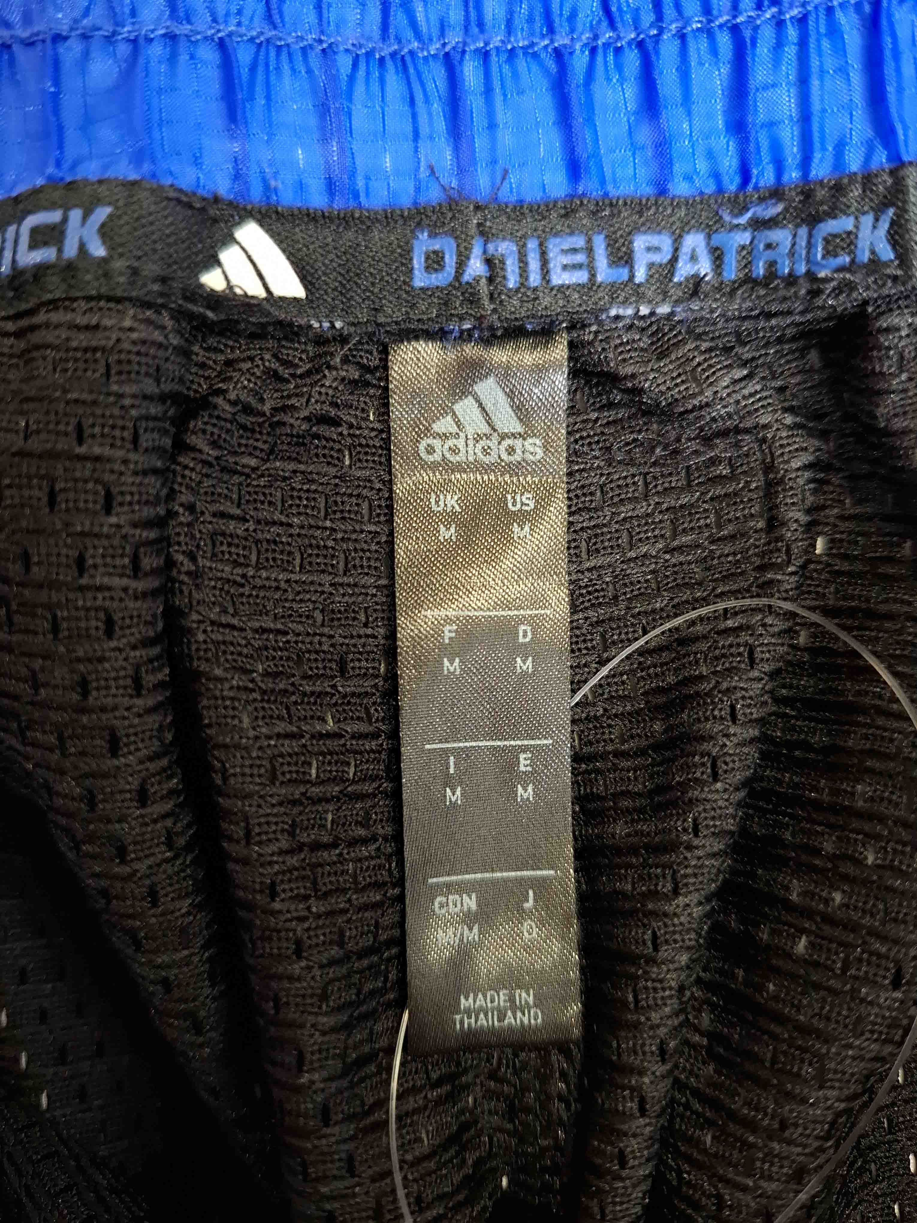 Pantaloni scurti Adidas Barbati - M