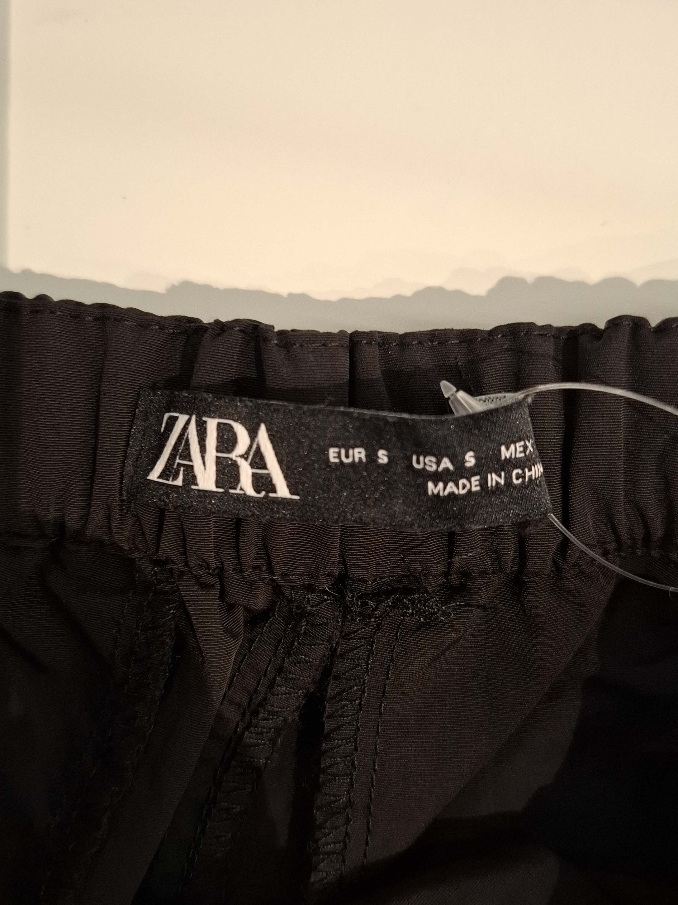 Pantaloni Zara Femei - S